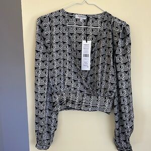 Geo-print satiny cropped blouse, Morgan de toi, us size 2